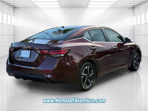 Used 2025 Nissan Sentra SV FWD image 5