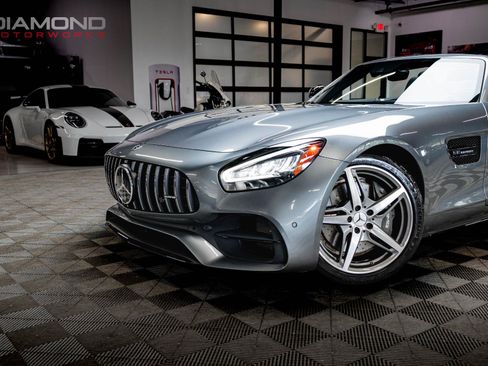 Used 2020 Mercedes-Benz AMG GT Roadster image 6