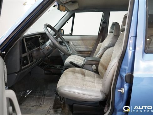 Used 1989 Jeep Cherokee Laredo AWD/4WD image 24