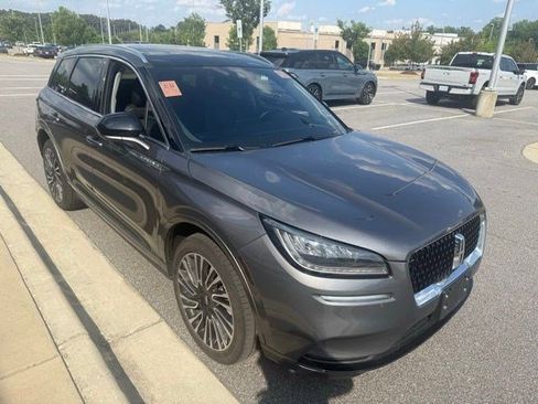 Used 2022 Lincoln Corsair AWD w/ Premium Package image 4