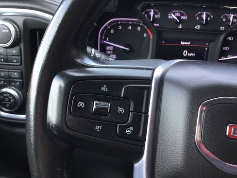Used 2020 GMC Sierra 1500 SLT w/ X31 Off-Road Package image 15