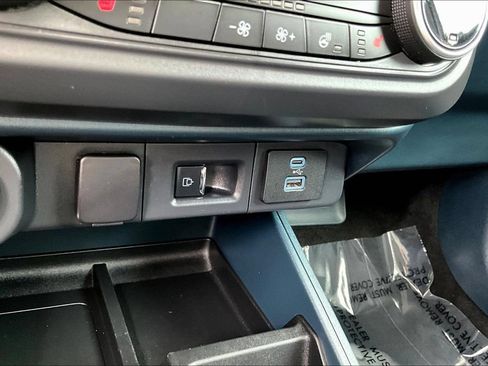 Certified 2023 Ford Maverick Lariat w/ Lariat Luxury Package AWD/4WD image 19
