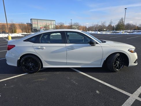 Certified 2024 Honda Civic Sport image 18