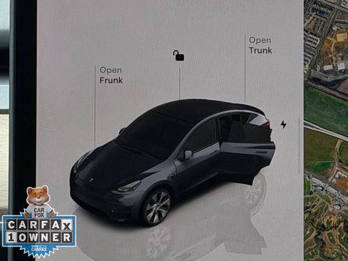 Used 2023 Tesla Model Y Long Range image 15