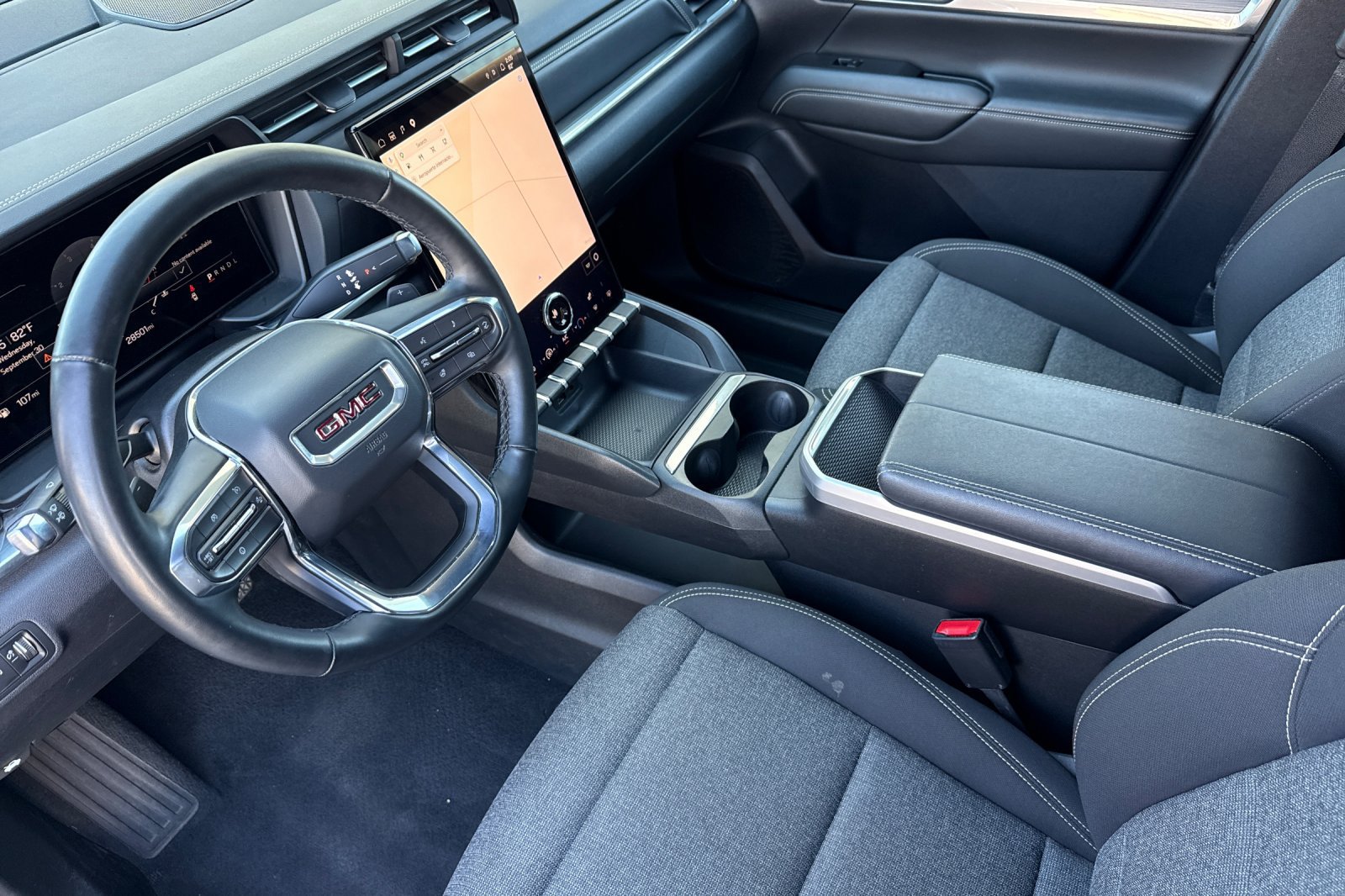 Used 2026 GMC Terrain Elevation AWD/4WD image 4