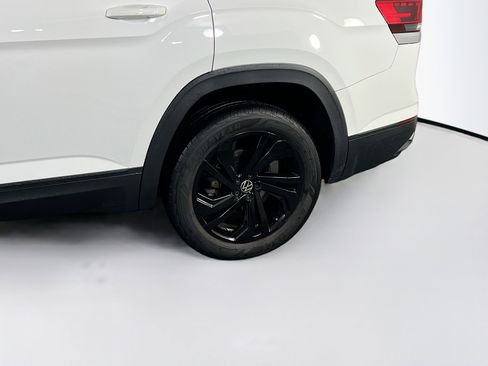 Used 2022 Volkswagen Atlas SE image 30