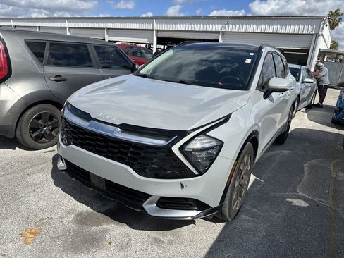 Certified 2023 Kia Sportage SX image 7