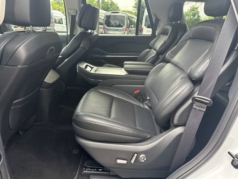 New 2026 Lincoln Navigator Reserve AWD/4WD image 20