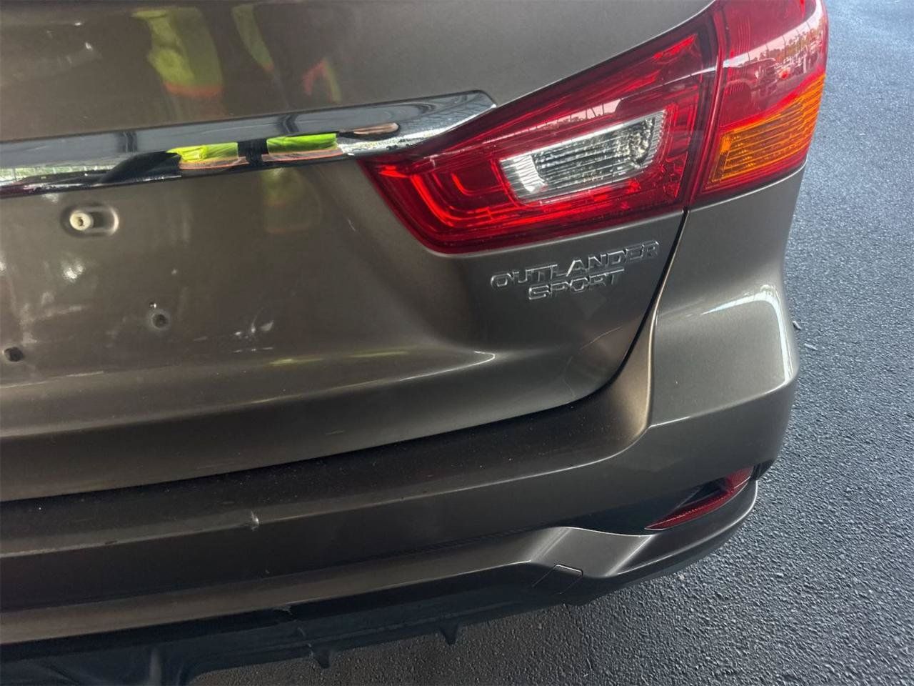 Used 2018 Mitsubishi Outlander Sport ES FWD image 10