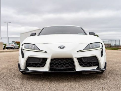Used 2022 Toyota Supra Premium w/ Driver Assist Package image 2