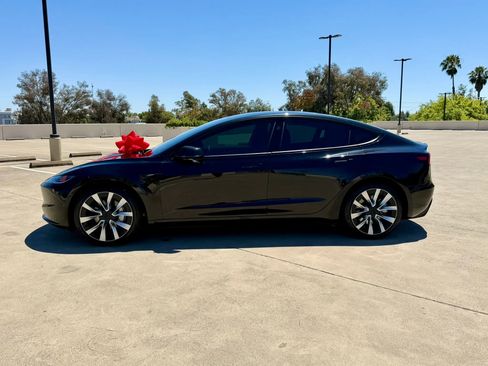 Used 2025 Tesla Model 3 RWD image 52