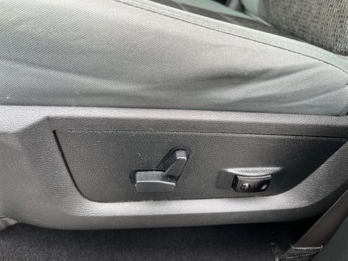 Used 2017 RAM 1500 Big Horn AWD/4WD image 26