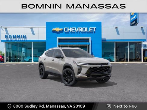 New 2026 Chevrolet Trax ACTIV FWD image 2