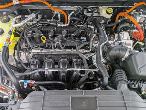 New 2025 Ford Escape SE image 17