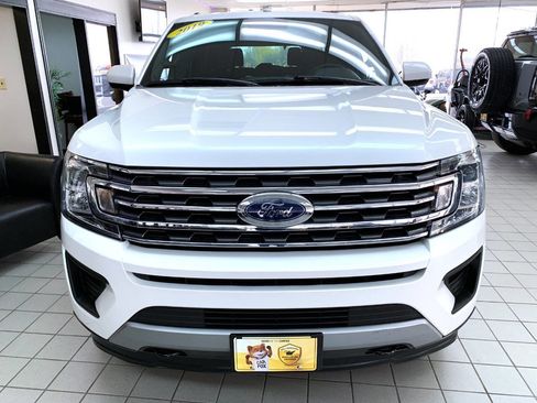 Used 2019 Ford Expedition XLT image 7
