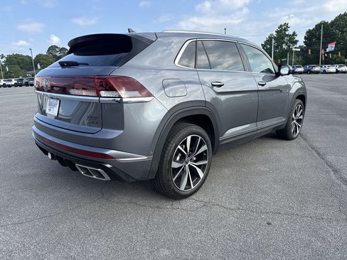 Certified 2024 Volkswagen Atlas Cross Sport SEL Premium R-Line AWD/4WD image 4
