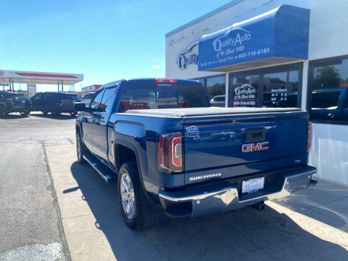 Used 2017 GMC Sierra 1500 SLT AWD/4WD image 9