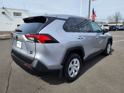 Used 2023 Toyota RAV4 LE image 7