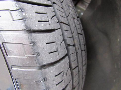 Used 2019 Ford Edge SEL w/ Equipment Group 201A image 11