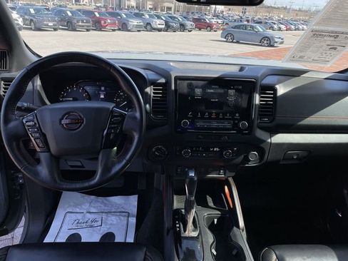 Used 2023 Nissan Frontier PRO-4X w/ Pro-4X Premium Package AWD/4WD image 19