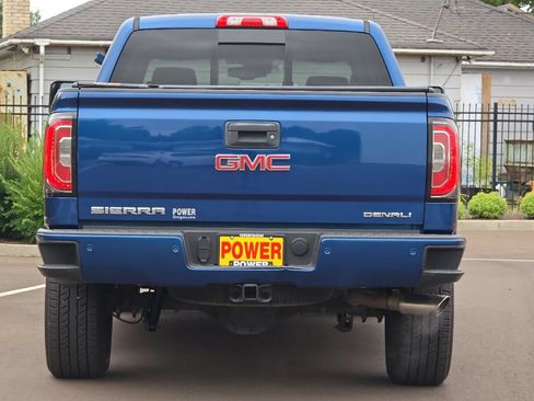 Used 2016 GMC Sierra 1500 Denali w/ Enhanced Driver Alert Package AWD/4WD image 5