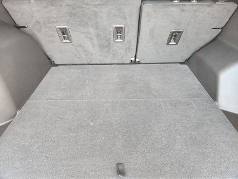 Used 2024 Chevrolet Equinox LT FWD image 36