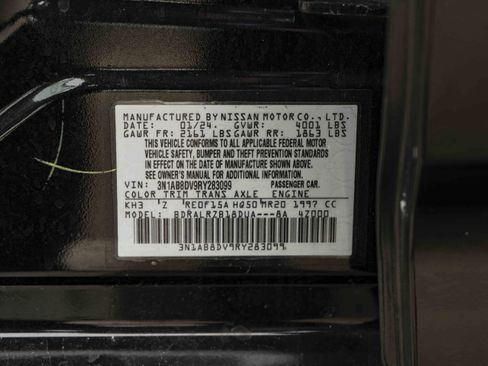 Used 2024 Nissan Sentra SR FWD image 40