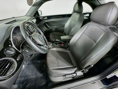Used 2014 Volkswagen Beetle 2.5 image 25