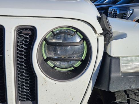 Used 2019 Jeep Wrangler Unlimited Rubicon AWD/4WD image 12