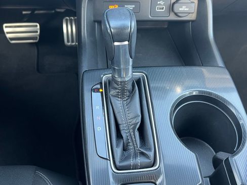 Used 2023 Honda Civic Sport image 25