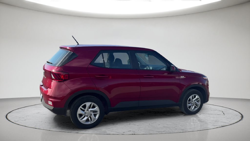 Used 2026 Hyundai Venue SE FWD image 6