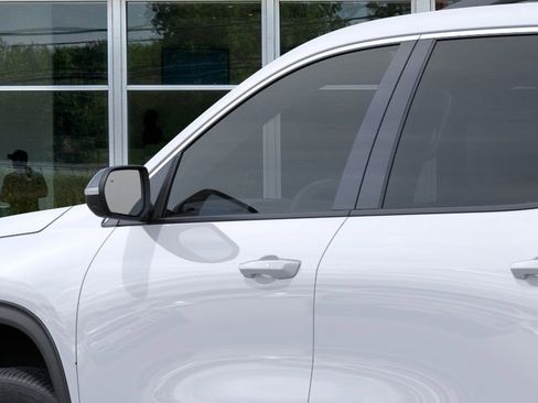 New 2026 Chevrolet Traverse LT w/ Driver Confidence Package image 12