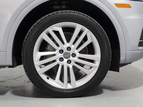 Used 2020 Audi Q5 Premium Plus w/ Premium Plus Package image 43