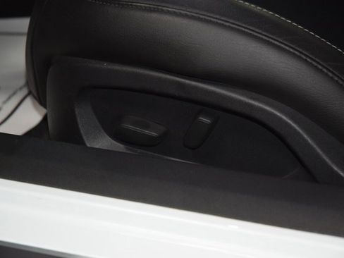 Used 2017 Chevrolet Corvette Stingray Coupe w/ 1LT image 43