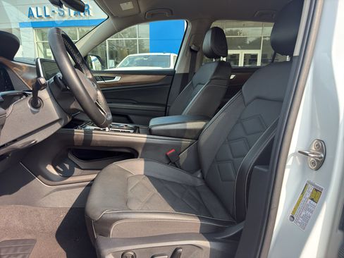 Used 2024 Volkswagen Atlas SE AWD/4WD image 5