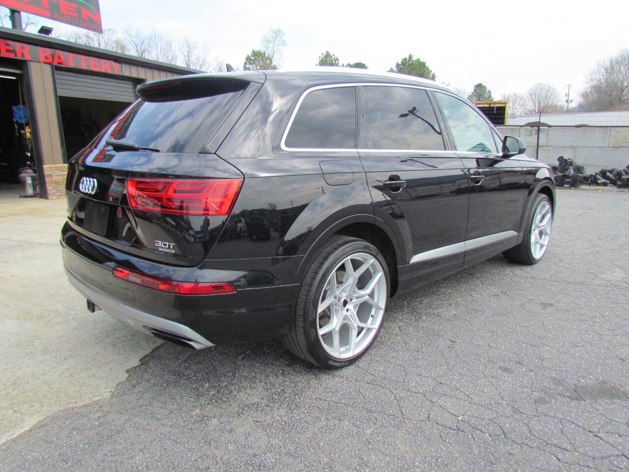 Used 2017 Audi Q7 3.0T Premium Plus AWD/4WD image 7