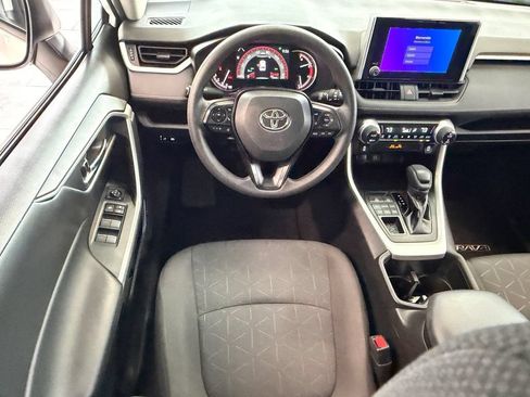 Used 2023 Toyota RAV4 XLE AWD/4WD image 6