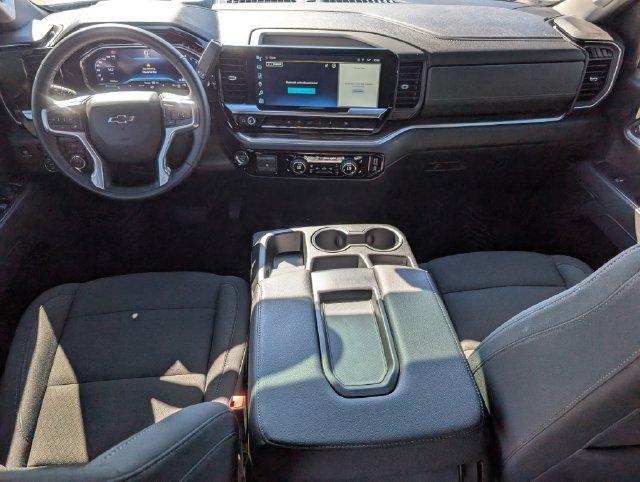 Used 2025 Chevrolet Silverado 1500 RST AWD/4WD image 7