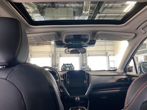 Used 2024 Subaru Crosstrek 2.5i Limited image 6