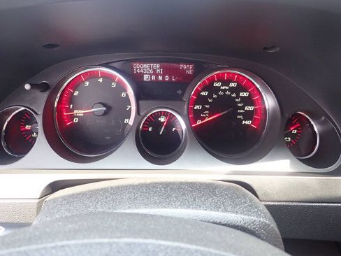Used 2012 GMC Acadia SLT AWD/4WD image 4