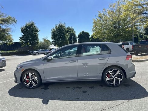New 2025 Volkswagen GTI SE image 2