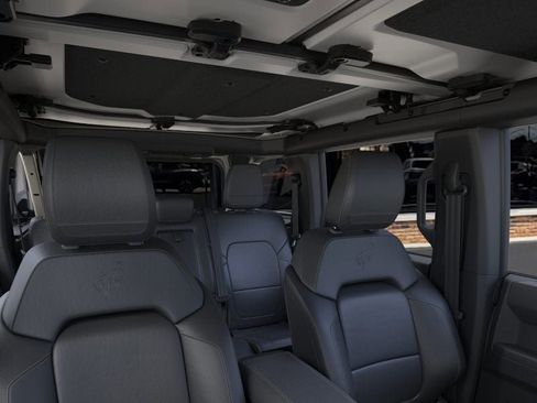 New 2026 Ford Bronco Badlands image 12