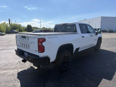 New 2026 Chevrolet Silverado 3500 LTZ AWD/4WD image 5