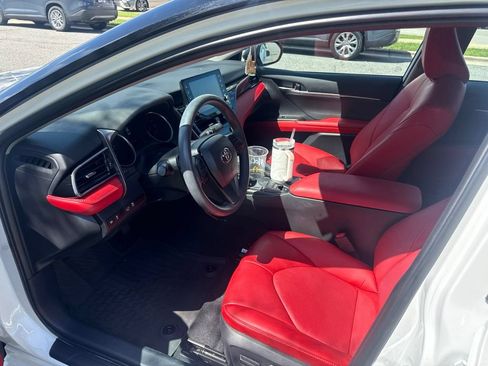 Used 2024 Toyota Camry XSE FWD image 5