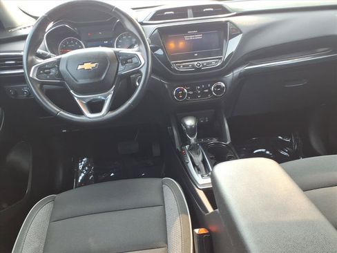 Used 2021 Chevrolet TrailBlazer LT AWD/4WD image 9