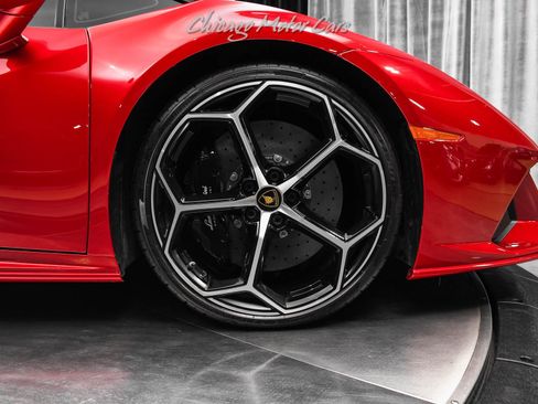 Used 2020 Lamborghini Huracan EVO image 50