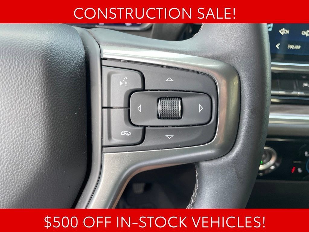 Used 2024 Chevrolet Silverado 1500 LT AWD/4WD image 33