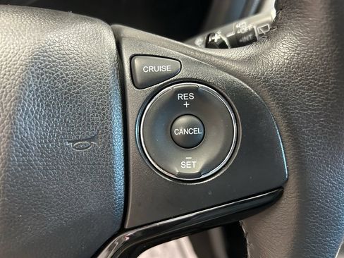 Used 2021 Honda HR-V Sport image 10