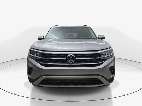 Used 2023 Volkswagen Atlas SE w/ Panoramic Sunroof Package FWD image 12