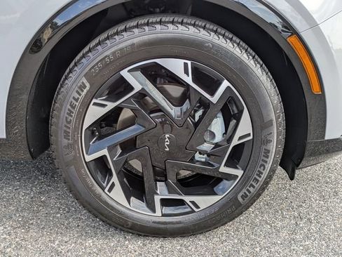 Used 2025 Kia Sportage SX FWD image 11